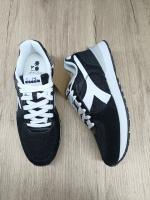Sports Shoes Sneakers Diadora FENICE Mens Black