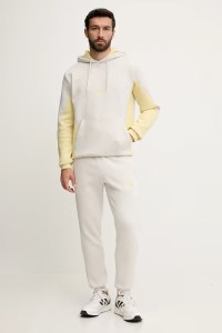 ji8886_det-foto-1